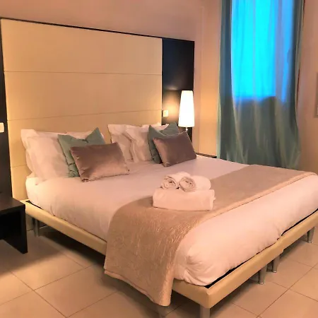 Giotto Luxury & شقة فندقية ميستر